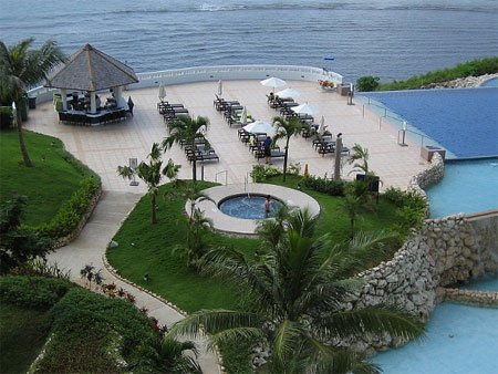 シェラトンラグーナグアムリゾート　プールの写真1